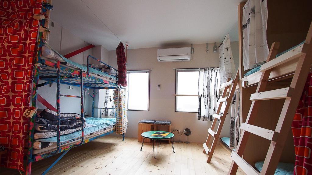 Kamagasaki University Of The Arts Cafe Garden Guest House Aka Cocoroom โอซาก้า ภายนอก รูปภาพ