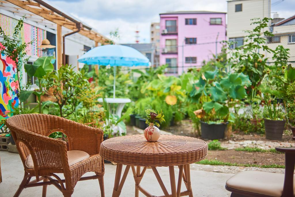 Kamagasaki University Of The Arts Cafe Garden Guest House Aka Cocoroom โอซาก้า ภายนอก รูปภาพ